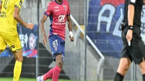 中国女排以3：0完胜波兰队，世联赛香港站四战全捷